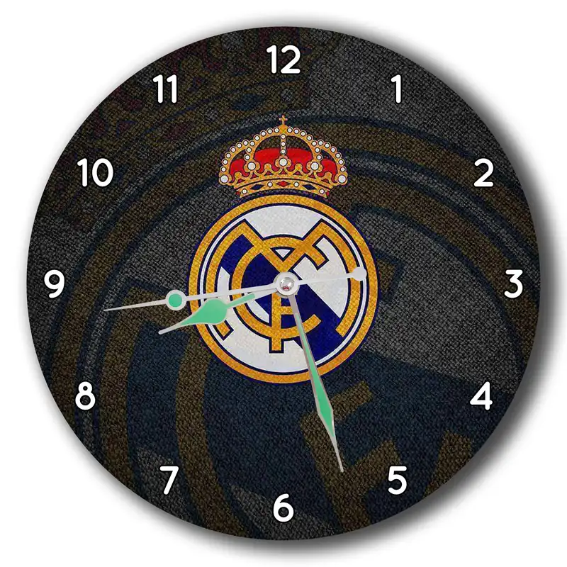 Reloj Real Madrid oscuro con escudo dorado · DEP-039