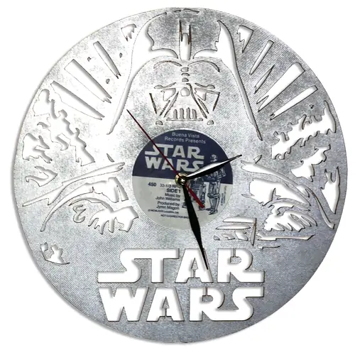 Reloj Star Wars en composición plateada · PEL-031